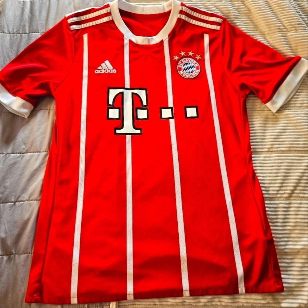 Adidas  Kids Bayern Munchen Red and White Soccer Jersey Size XL